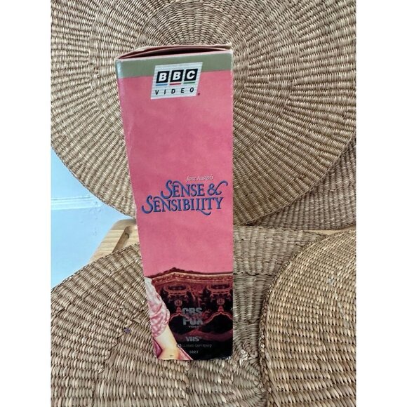 Vintage Jane Austen’s sense & sensibility VHS set - Picture 3 of 8